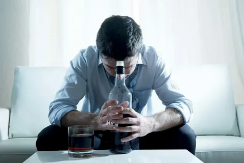 Фото от «ОПОРЫ» - признаки алкоголизма