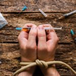 Зависимость от наркотика — симптомы, стадии и как избавиться